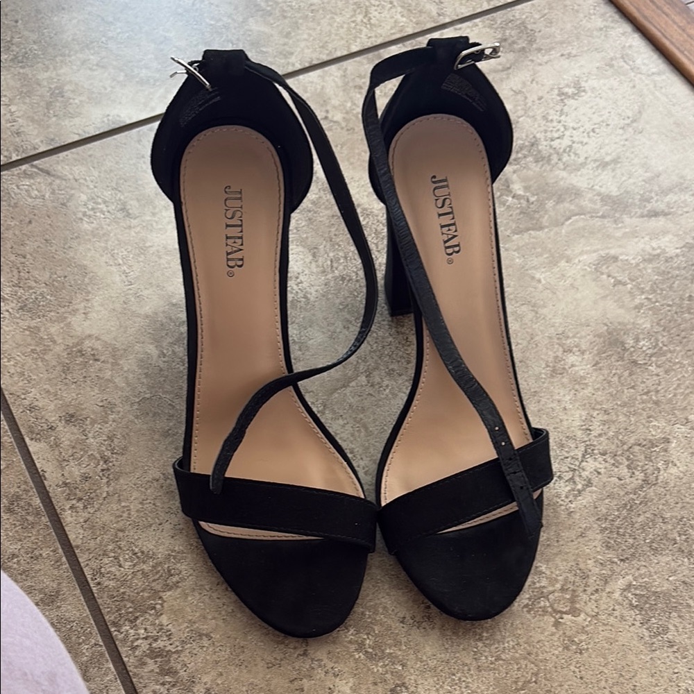 JustFab Black Heels Elegant Design